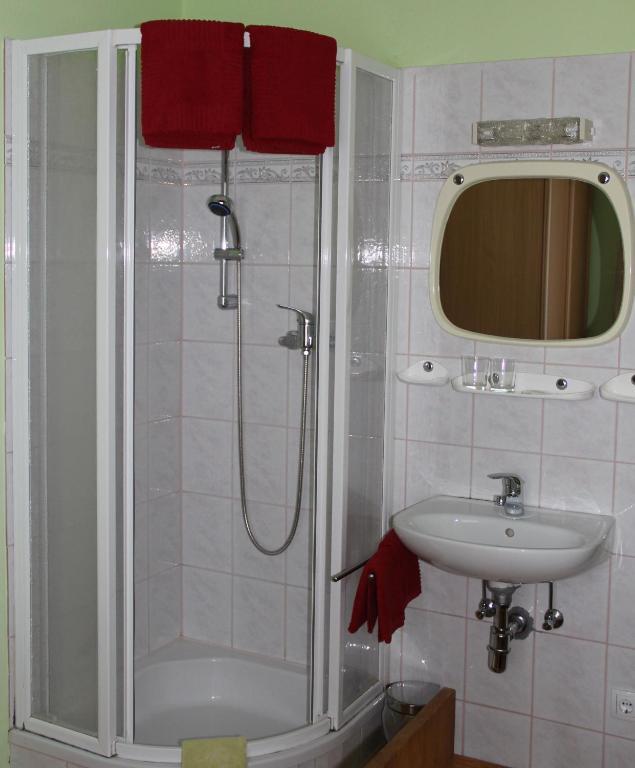 Gasthof-Pension Reidnwirt Baldramsdorf Habitación foto