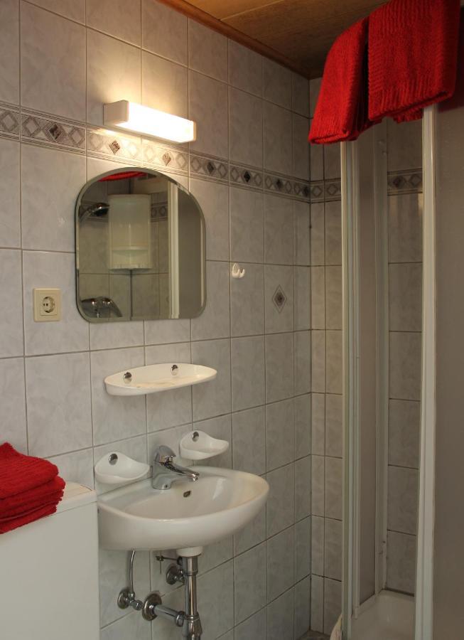 Gasthof-Pension Reidnwirt Baldramsdorf Habitación foto